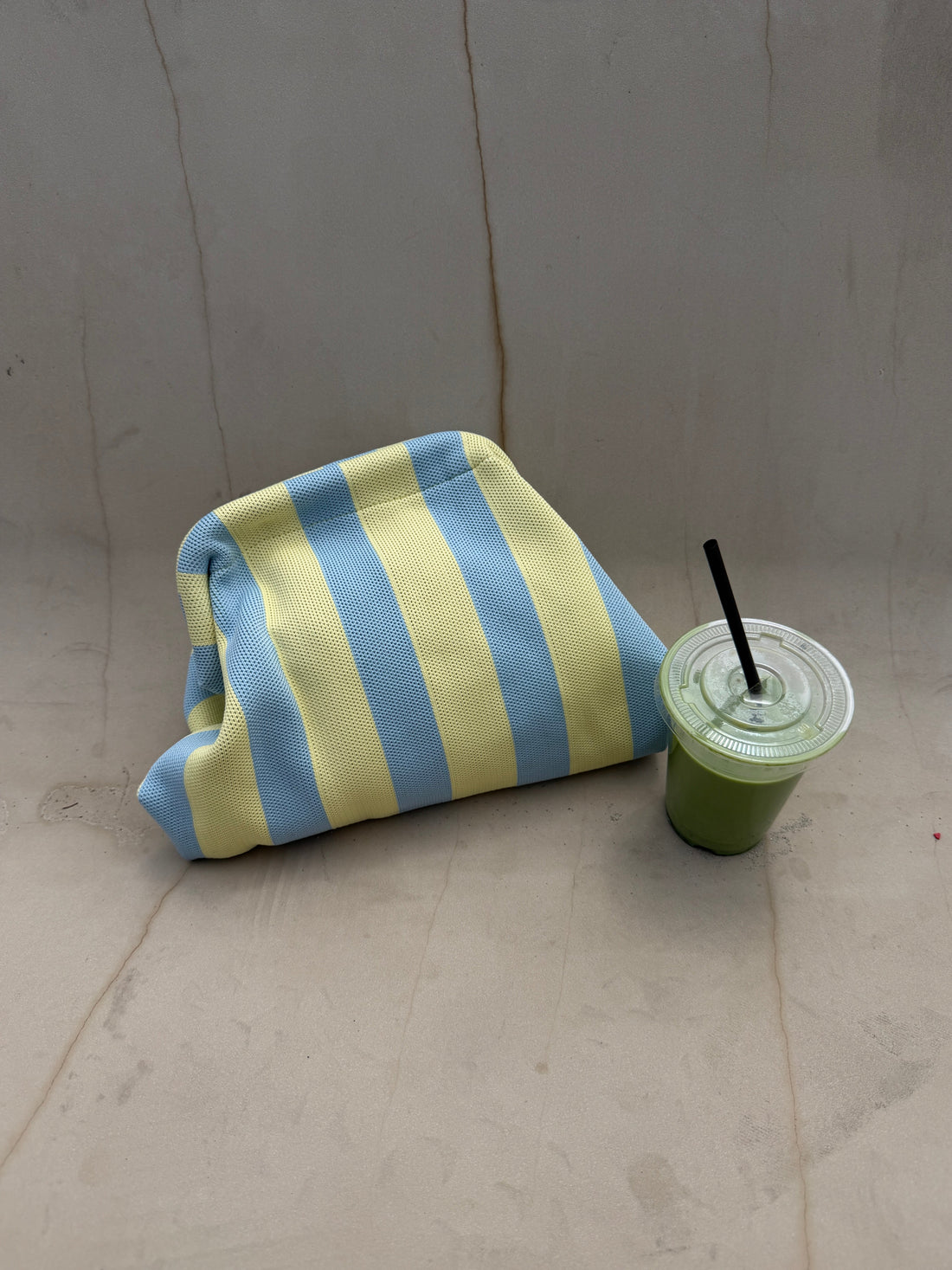 Pochette Summer bleu et jaune